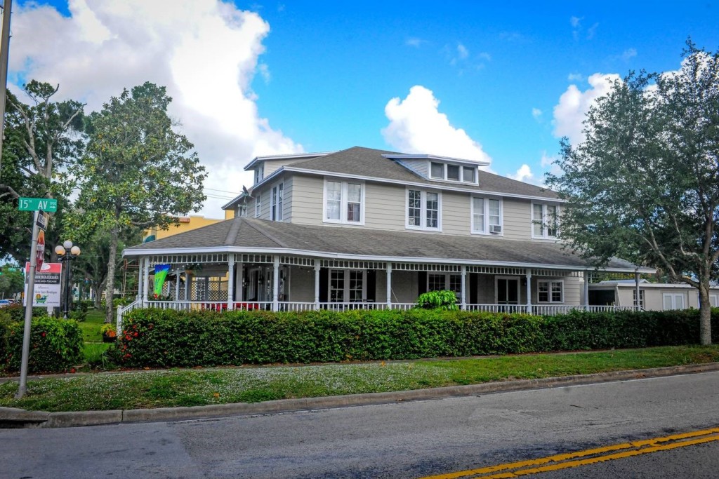 Rosewood Inn
