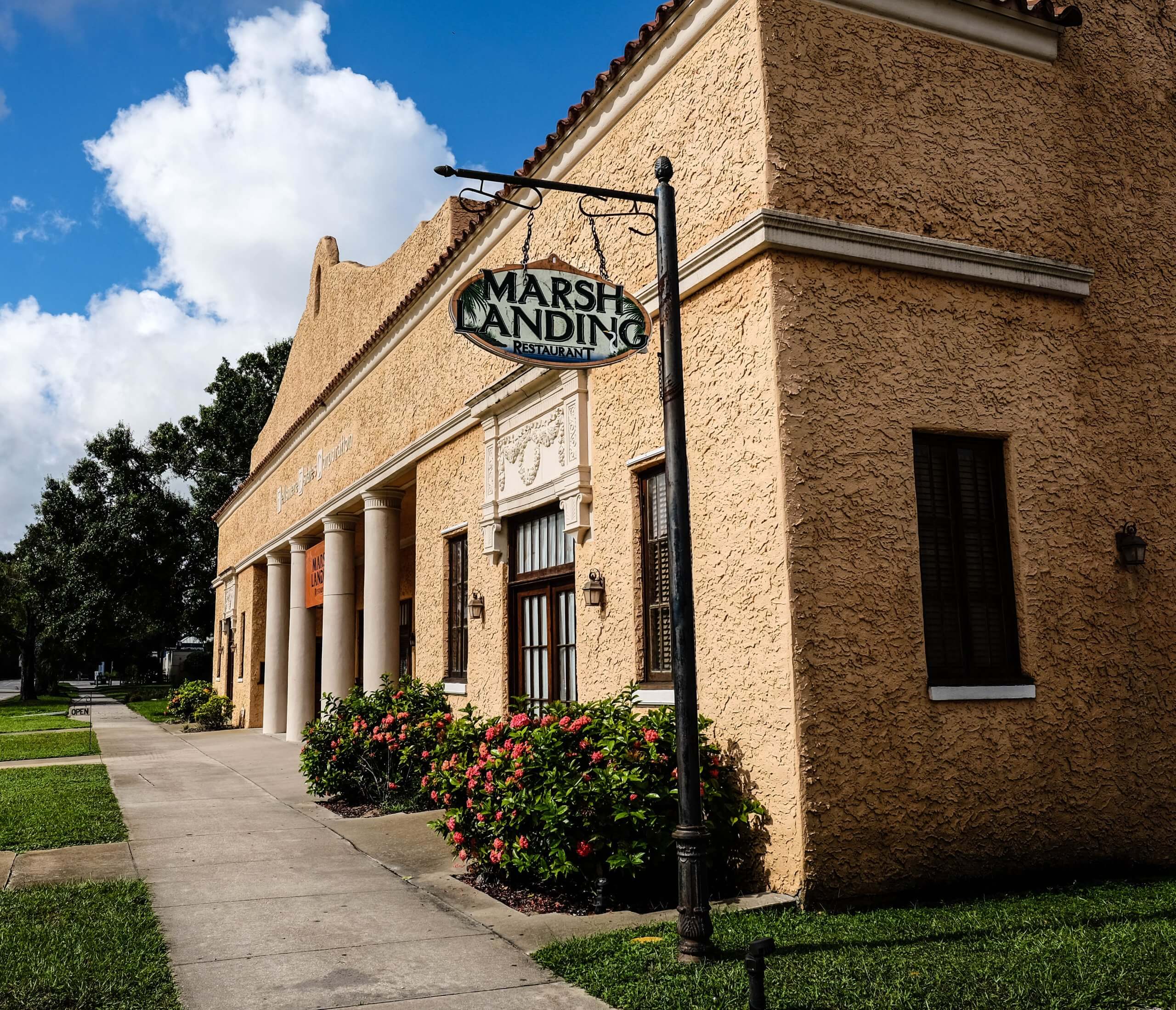 marsh landing restaurant 