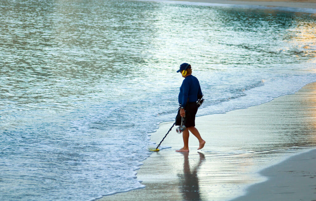 Metal DETECTING