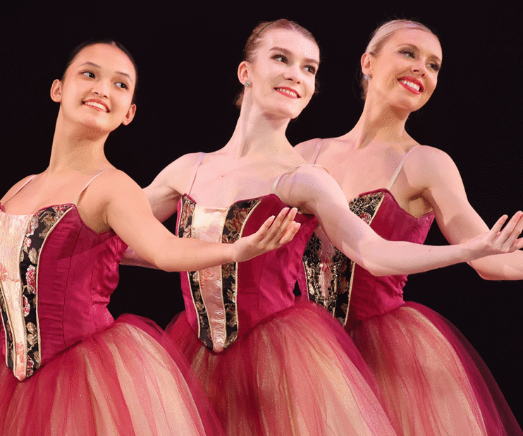 Ballerinas performing Spring Fling at Ballet Vero Beach